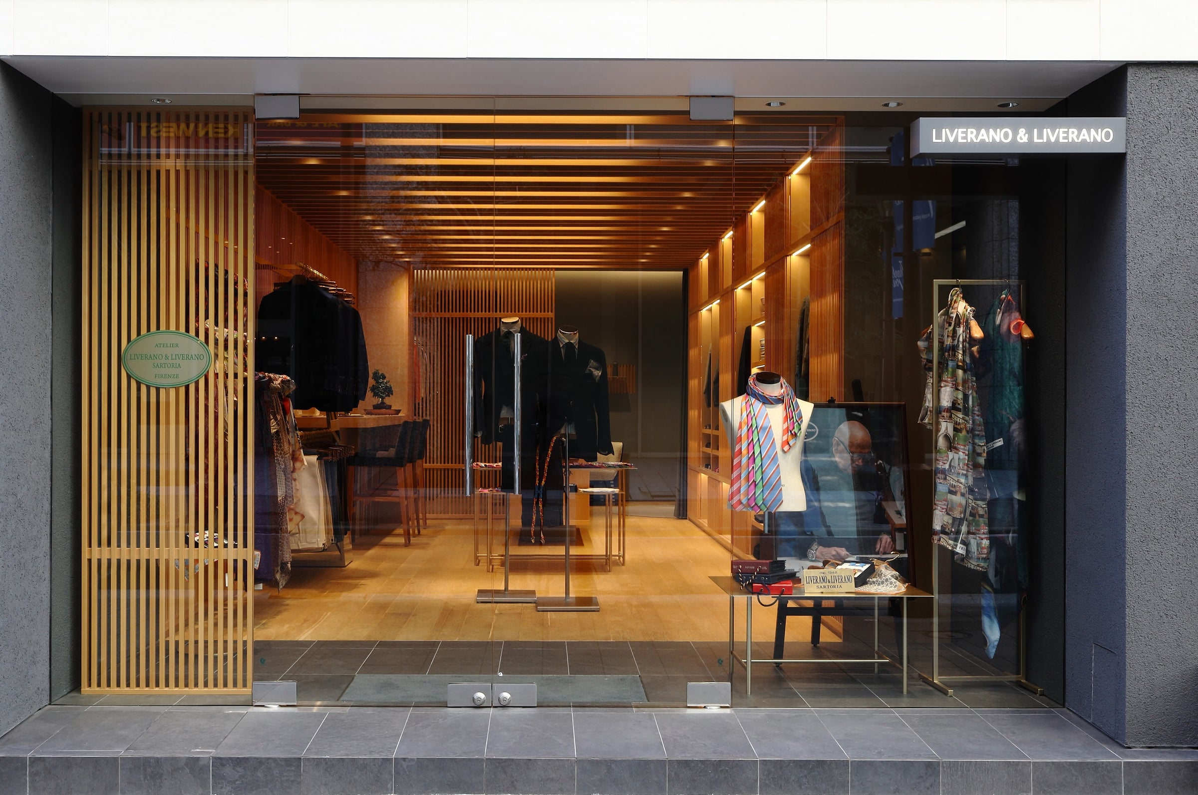 リヴェラーノ＆リヴェラーノ | LIVERANO & LIVERANO ONLINE STORE